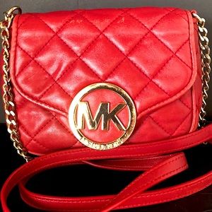 GORGEOUS CROSSBODY BAG MICHAEL KORS.